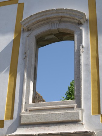 Rui Pinheiro | Igreja de Nossa Senhora da Vitória (janela) - Sacavém
